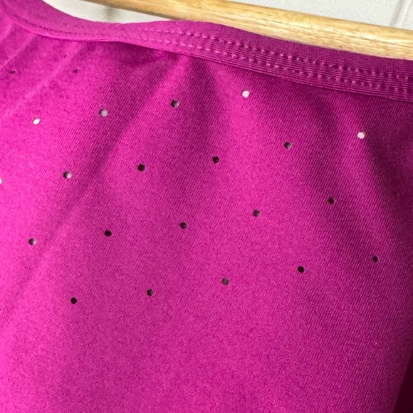 Nike Women's Dry Elastika V-Back
Violet Training Tank Top - Picture 2 of 12